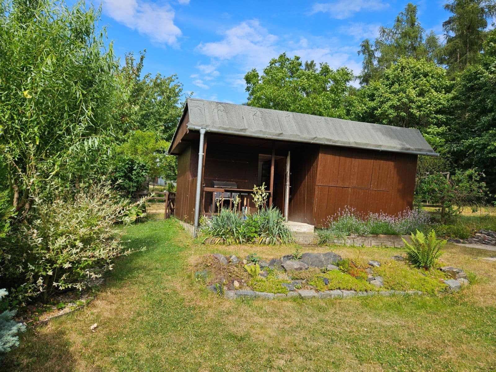 Predaj rekreačného objektu 28 m², pozemek 461 m², K Pazderkám, Praha, Praha Predaj rekreačného objektu 28 m², pozemek 461 m², K Pazderkám, Praha, Praha