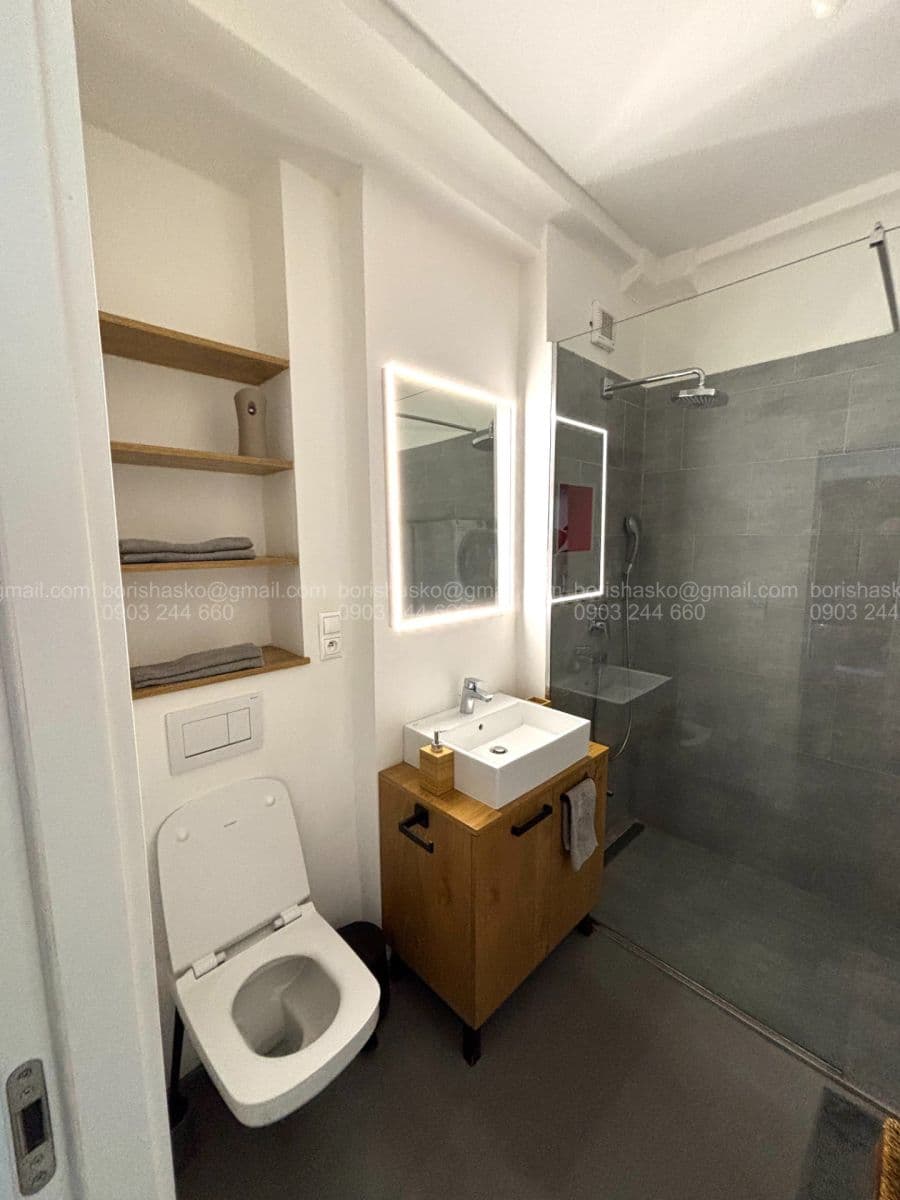 Prenájom bytu 2-izbový 62 m², Nové Mesto, Bratislavský kraj Prenájom bytu 2-izbový 62 m², Nové Mesto, Bratislavský kraj