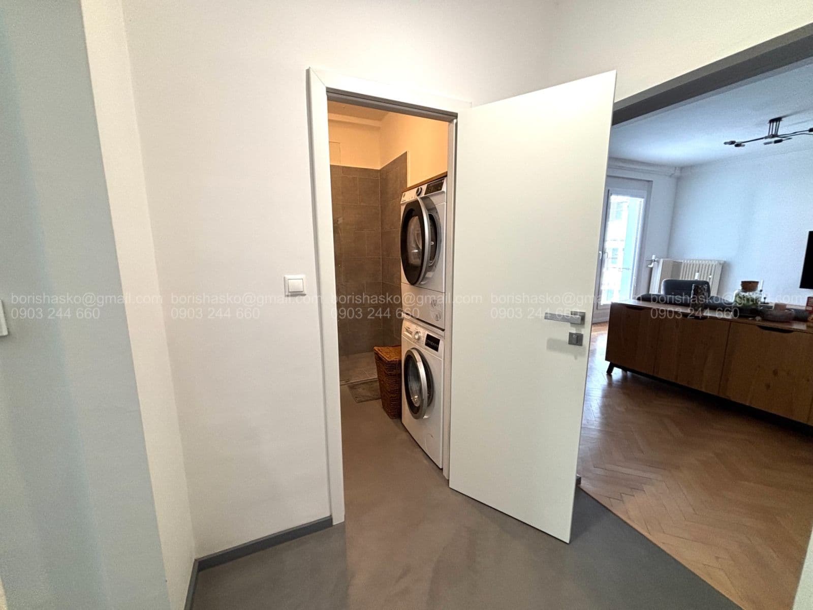 Prenájom bytu 2-izbový 62 m², Nové Mesto, Bratislavský kraj Prenájom bytu 2-izbový 62 m², Nové Mesto, Bratislavský kraj