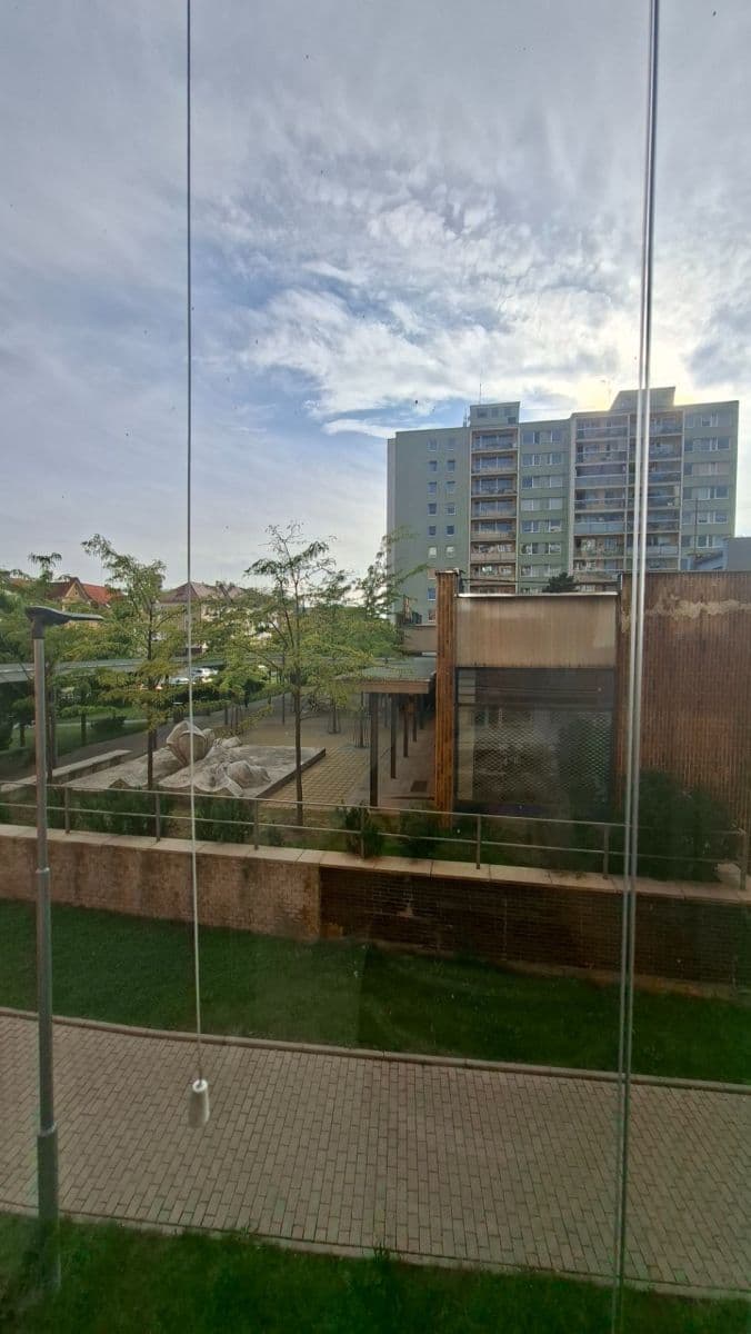 Prenájom bytu 1-izbový 34 m², Čs. armády, Kladno, Středočeský kraj Prenájom bytu 1-izbový 34 m², Čs. armády, Kladno, Středočeský kraj