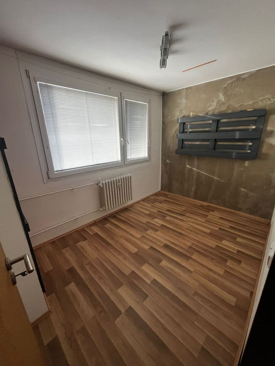 Predaj bytu 2-izbový 39 m², sídl. Hůrka, Kralupy nad Vltavou, Středočeský kraj Predaj bytu 2-izbový 39 m², sídl. Hůrka, Kralupy nad Vltavou, Středočeský kraj