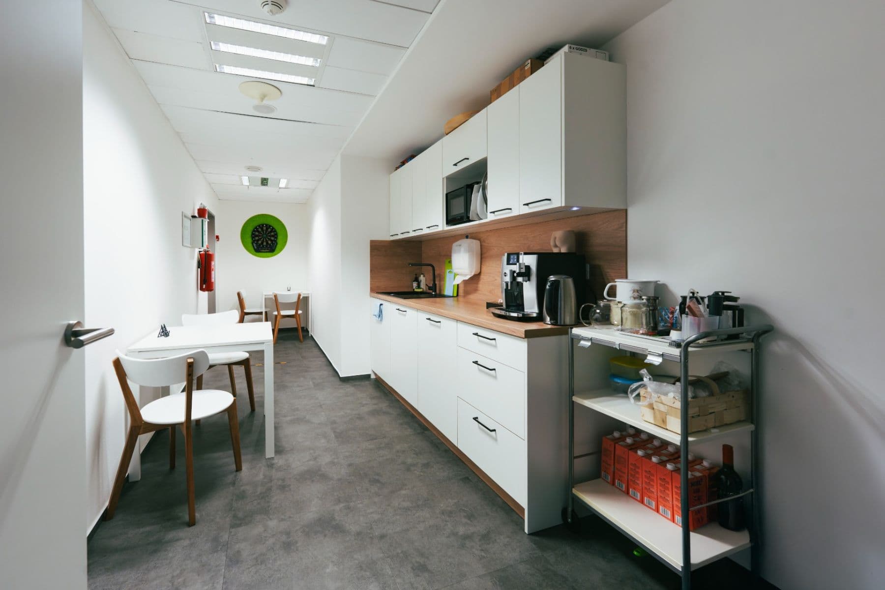 Prenájom kancelárie 303 m², Doudlebská, Praha, Praha Prenájom kancelárie 303 m², Doudlebská, Praha, Praha