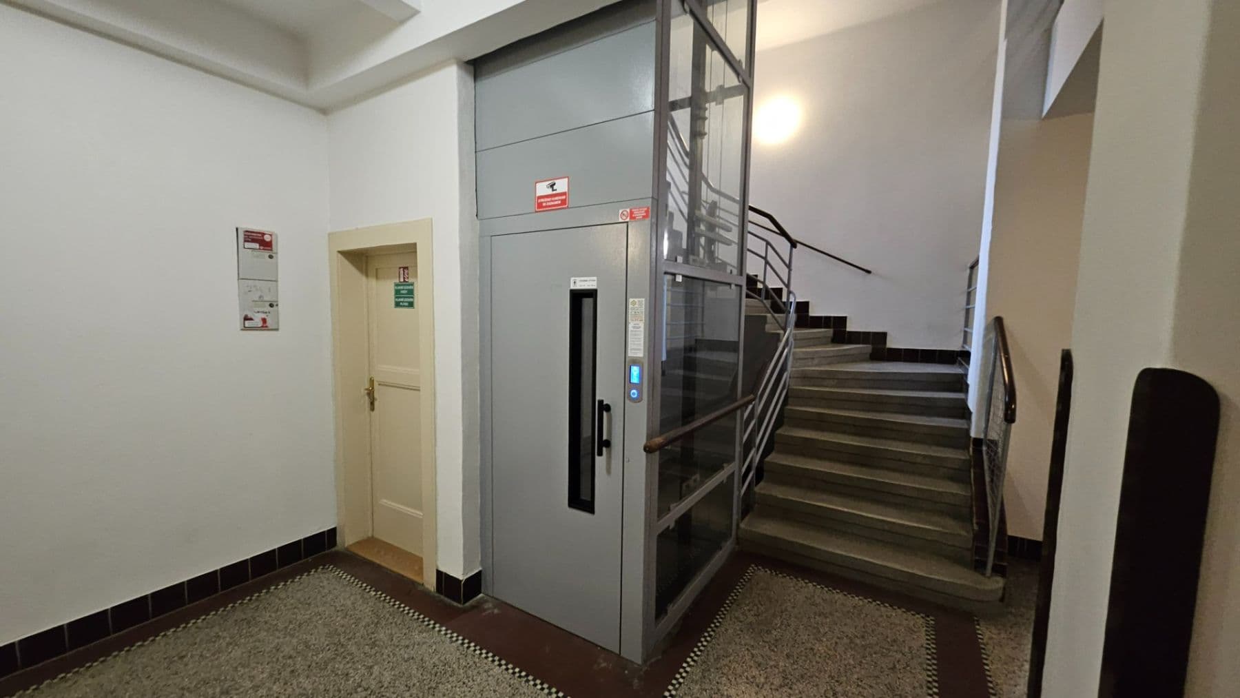 Predaj bytu 2-izbový 49 m², Šrobárova, Praha, Praha Predaj bytu 2-izbový 49 m², Šrobárova, Praha, Praha