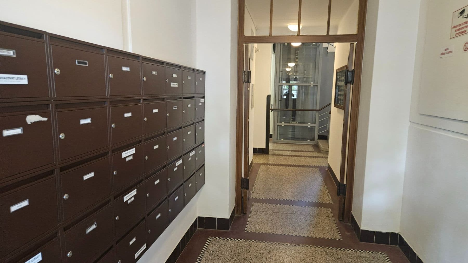 Predaj bytu 2-izbový 49 m², Šrobárova, Praha, Praha Predaj bytu 2-izbový 49 m², Šrobárova, Praha, Praha