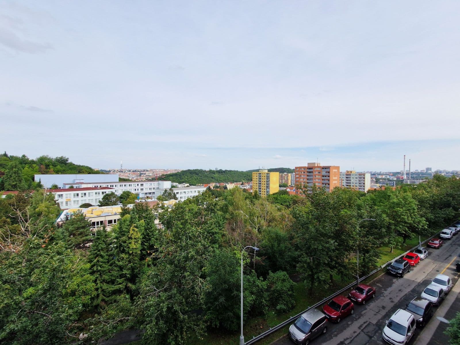 Prenájom bytu 3-izbový 75 m², Ohradní, Praha, Praha Prenájom bytu 3-izbový 75 m², Ohradní, Praha, Praha