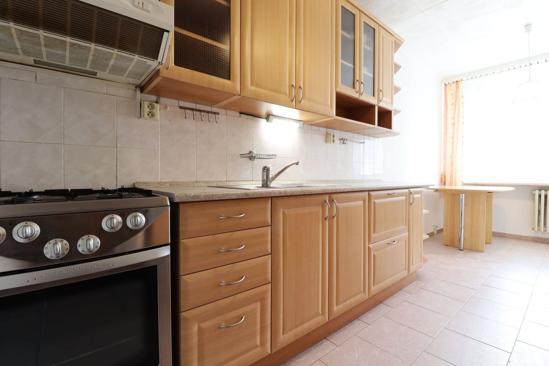 Prenájom bytu 3-izbový 75 m², Ohradní, Praha, Praha Prenájom bytu 3-izbový 75 m², Ohradní, Praha, Praha