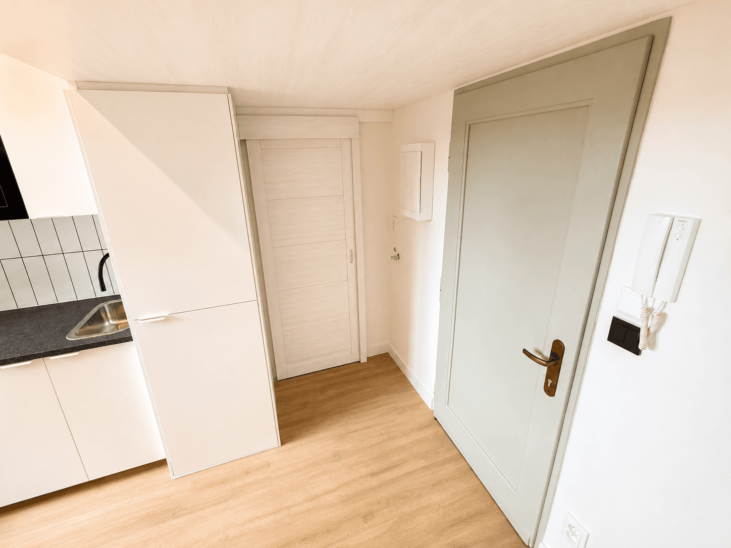 Prenájom bytu Garsoniéra 16 m², V Holešovičkách, Praha, Praha Prenájom bytu Garsoniéra 16 m², V Holešovičkách, Praha, Praha