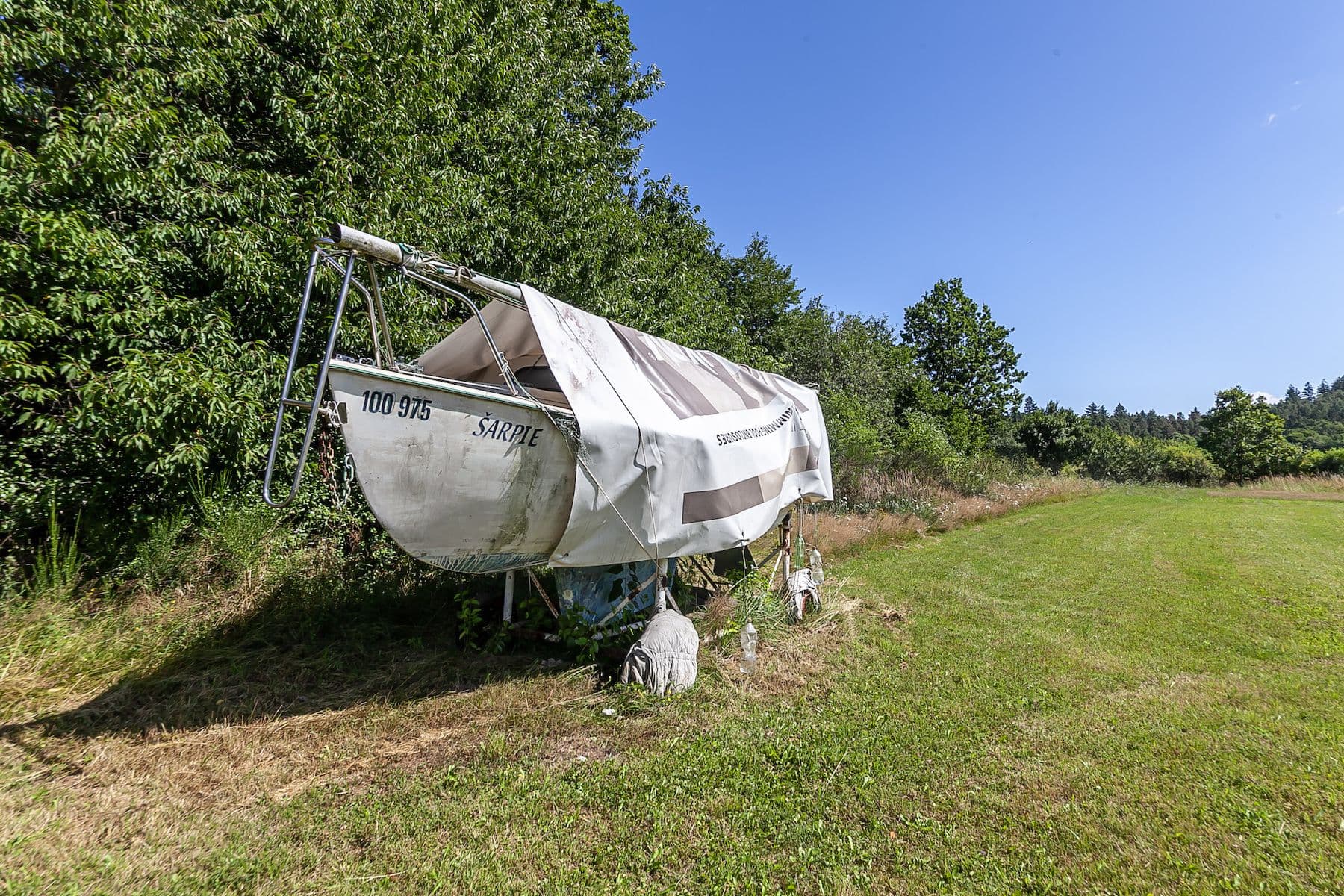 Predaj pozemku 2.863 m², Klučenice, Středočeský kraj Predaj pozemku 2.863 m², Klučenice, Středočeský kraj