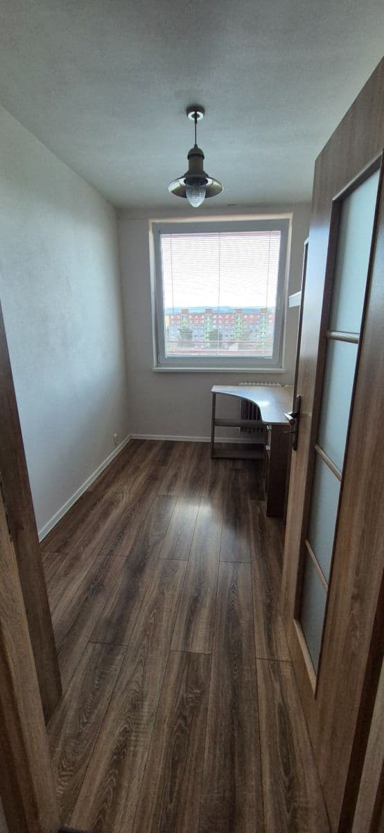 Prenájom bytu 3-izbový 55 m², Jazmínová, Košice - mestská časť Západ, Košický kraj Prenájom bytu 3-izbový 55 m², Jazmínová, Košice - mestská časť Západ, Košický kraj