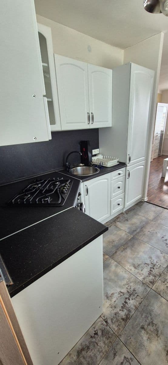 Prenájom bytu 3-izbový 55 m², Jazmínová, Košice - mestská časť Západ, Košický kraj Prenájom bytu 3-izbový 55 m², Jazmínová, Košice - mestská časť Západ, Košický kraj