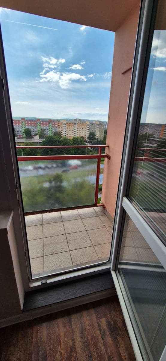 Prenájom bytu 3-izbový 55 m², Jazmínová, Košice - mestská časť Západ, Košický kraj Prenájom bytu 3-izbový 55 m², Jazmínová, Košice - mestská časť Západ, Košický kraj