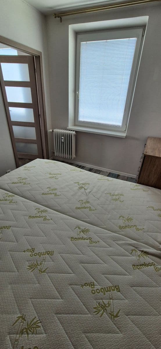 Prenájom bytu 3-izbový 55 m², Jazmínová, Košice - mestská časť Západ, Košický kraj Prenájom bytu 3-izbový 55 m², Jazmínová, Košice - mestská časť Západ, Košický kraj