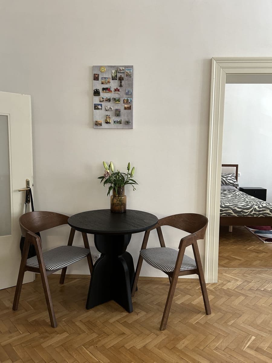 Prenájom bytu 60 m², Jungmannova, Praha, Praha Prenájom bytu 60 m², Jungmannova, Praha, Praha