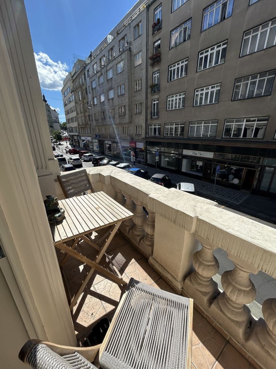 Prenájom bytu 60 m², Jungmannova, Praha, Praha Prenájom bytu 60 m², Jungmannova, Praha, Praha