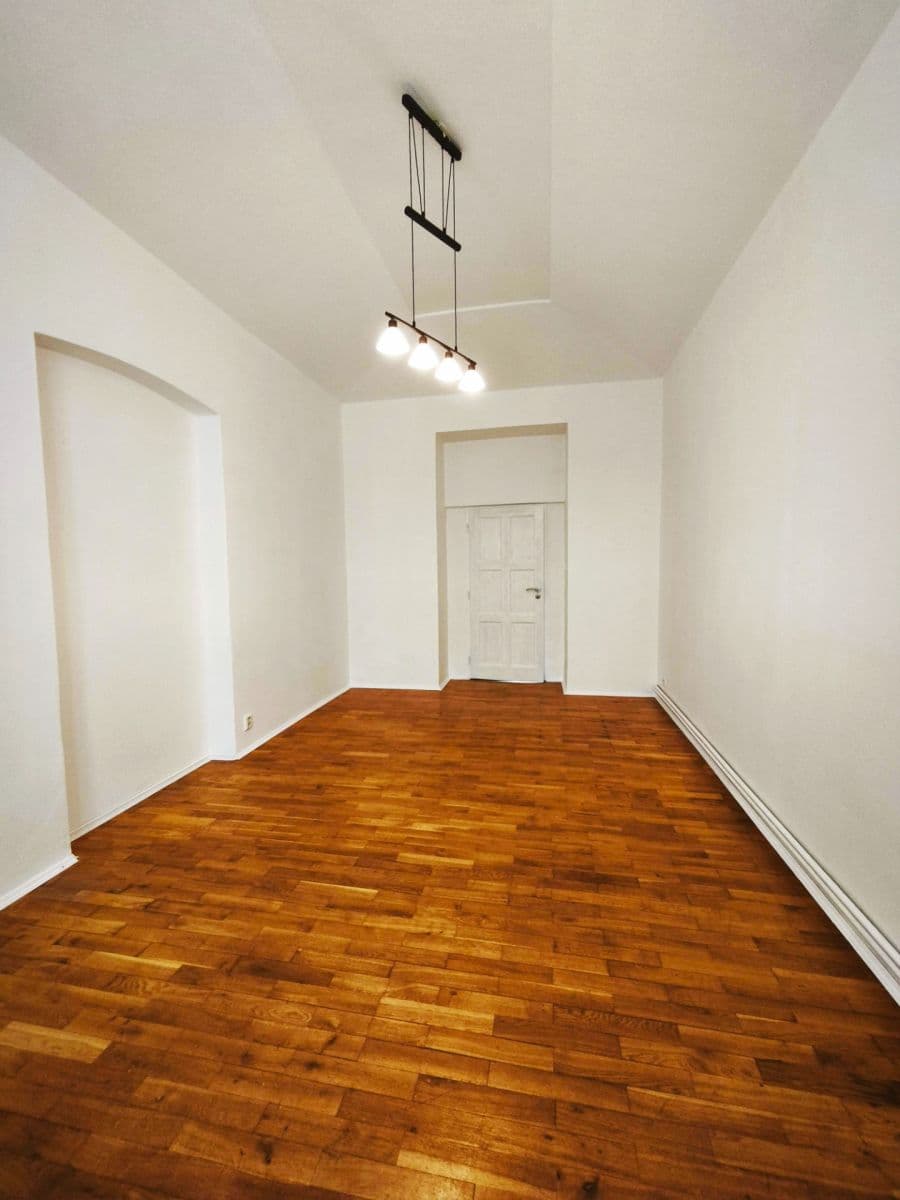 Prenájom bytu 3-izbový 70 m², Cimburkova, Praha, Praha Prenájom bytu 3-izbový 70 m², Cimburkova, Praha, Praha