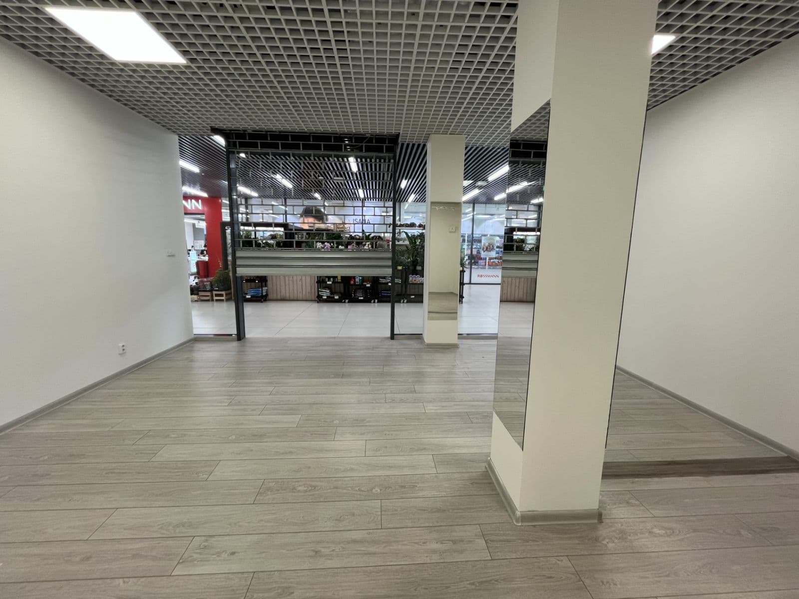 Prenájom nebytového priestoru 45 m², Mukařovského, Praha, Praha Prenájom nebytového priestoru 45 m², Mukařovského, Praha, Praha