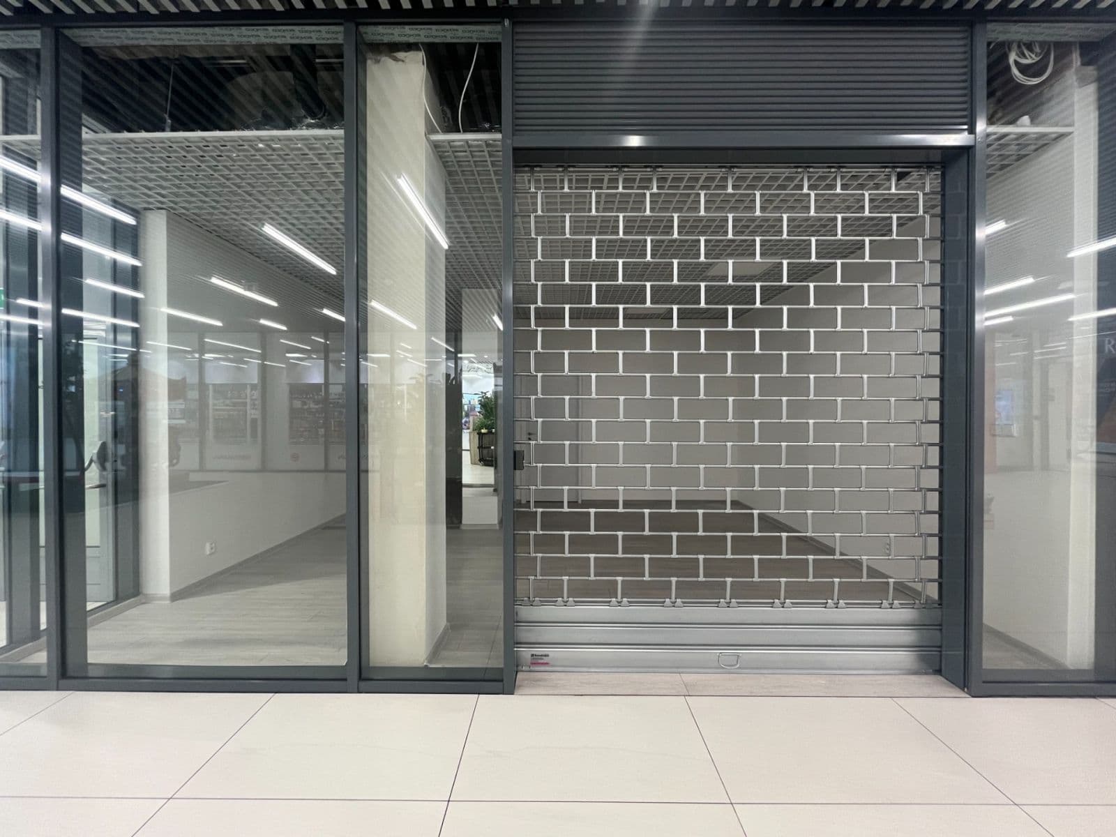 Prenájom nebytového priestoru 45 m², Mukařovského, Praha, Praha Prenájom nebytového priestoru 45 m², Mukařovského, Praha, Praha