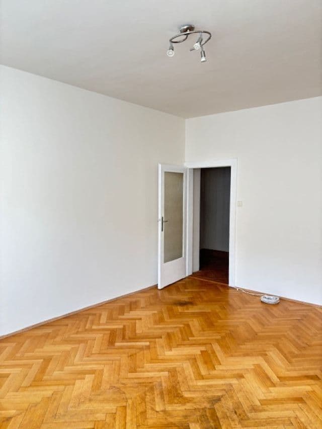Prenájom bytu 1-izbový 60 m², Mášova, Brno, Jihomoravský kraj Prenájom bytu 1-izbový 60 m², Mášova, Brno, Jihomoravský kraj