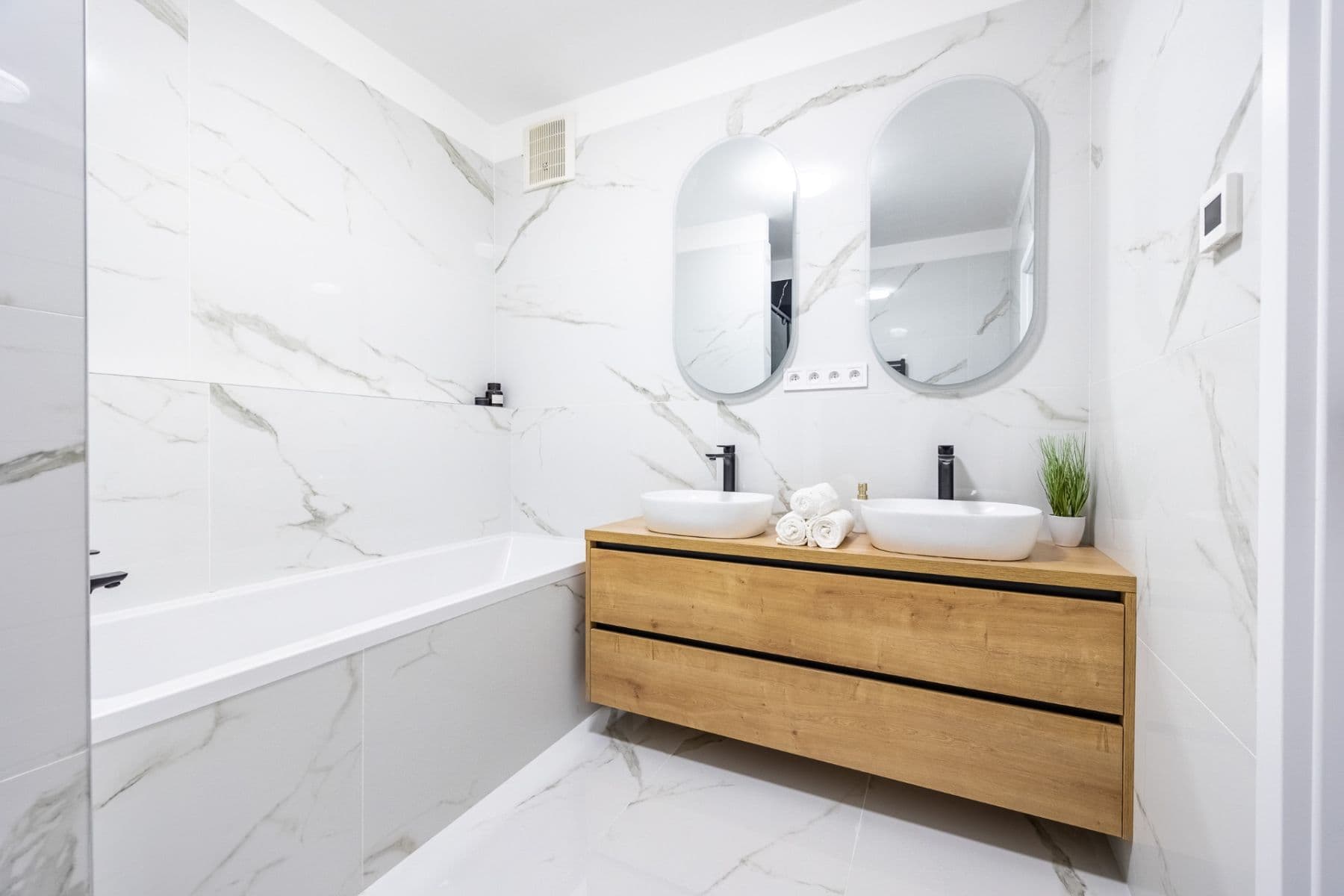 Predaj bytu 3-izbový 92 m², Pražská, Praha, Praha Predaj bytu 3-izbový 92 m², Pražská, Praha, Praha