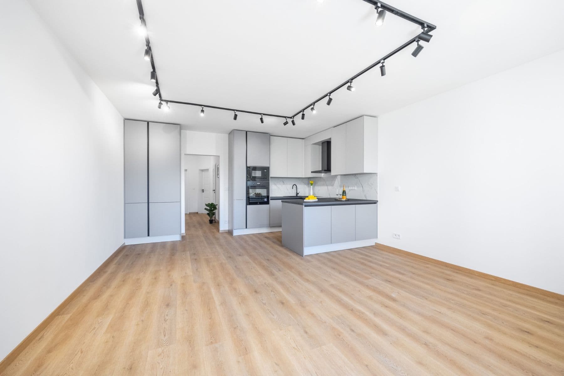 Predaj bytu 3-izbový 92 m², Pražská, Praha, Praha Predaj bytu 3-izbový 92 m², Pražská, Praha, Praha