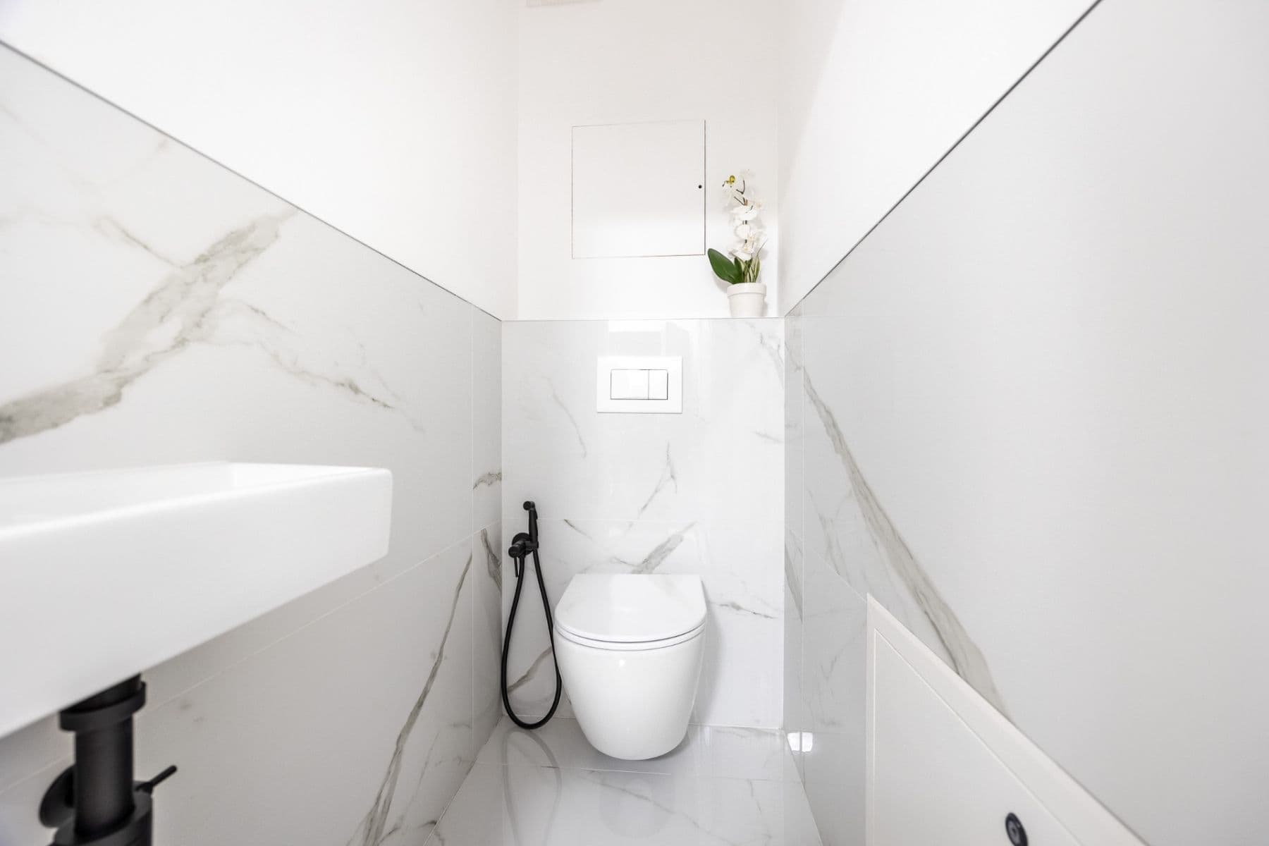 Predaj bytu 3-izbový 92 m², Pražská, Praha, Praha Predaj bytu 3-izbový 92 m², Pražská, Praha, Praha