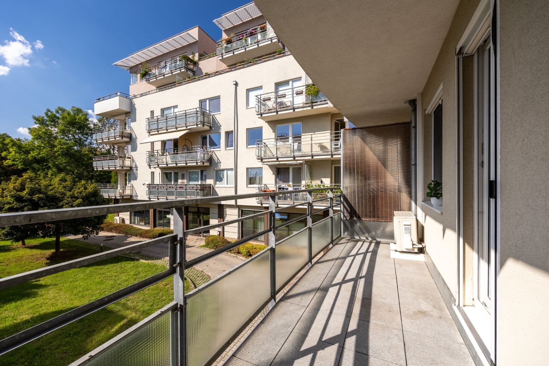 Predaj bytu 3-izbový 92 m², Pražská, Praha, Praha Predaj bytu 3-izbový 92 m², Pražská, Praha, Praha