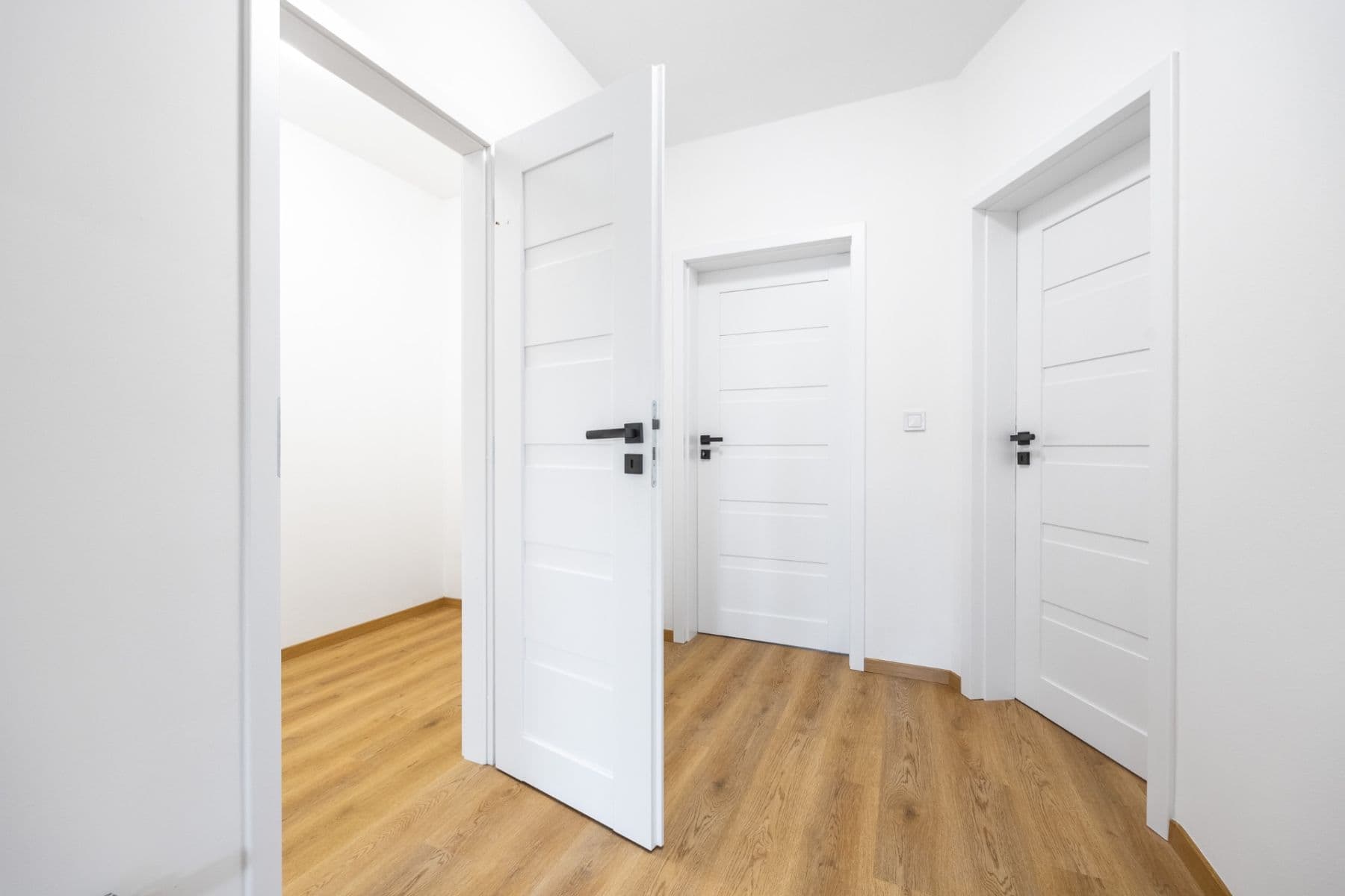 Predaj bytu 3-izbový 92 m², Pražská, Praha, Praha Predaj bytu 3-izbový 92 m², Pražská, Praha, Praha