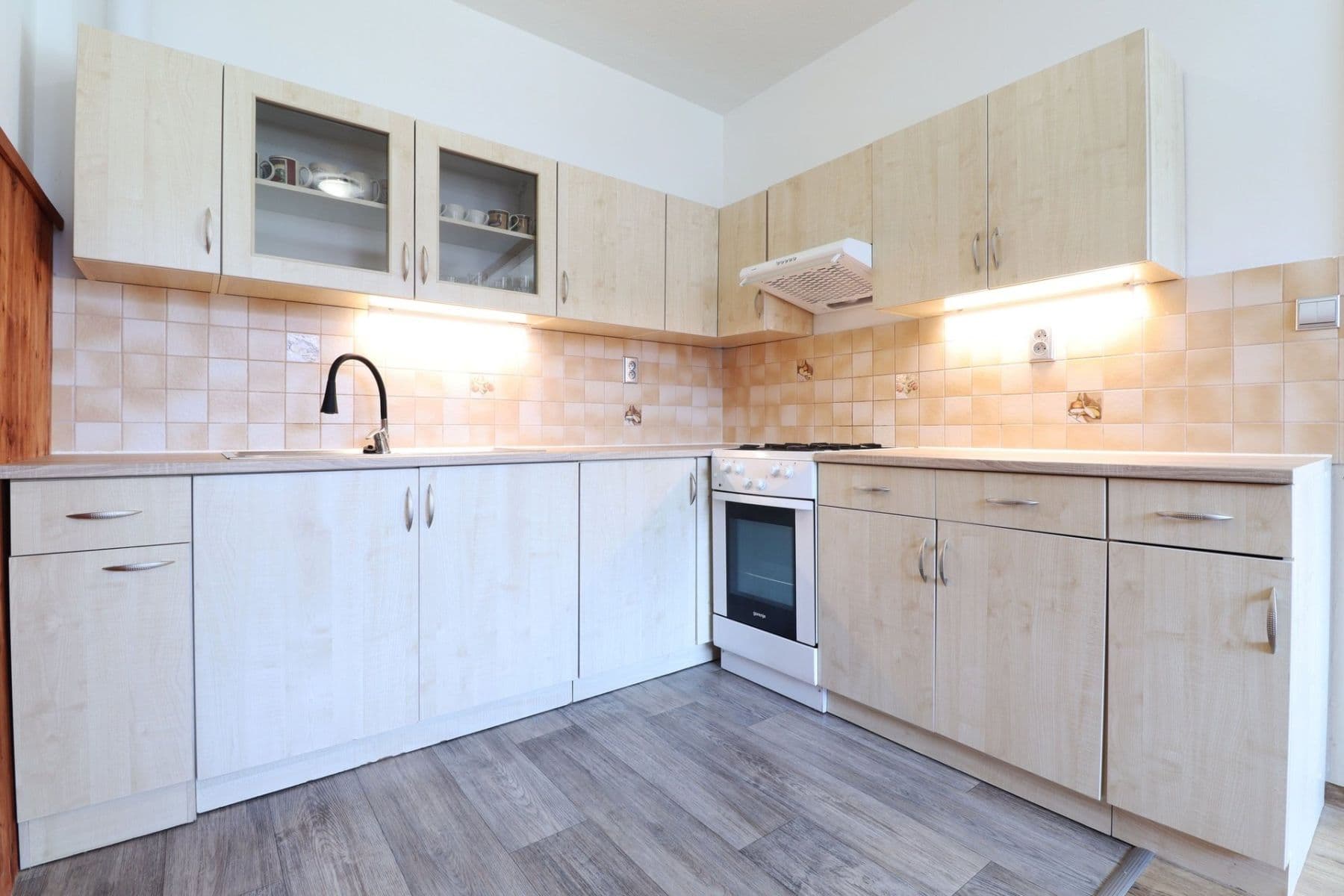 Prenájom bytu 3-izbový 76 m², Kojetická, Neratovice, Středočeský kraj Prenájom bytu 3-izbový 76 m², Kojetická, Neratovice, Středočeský kraj