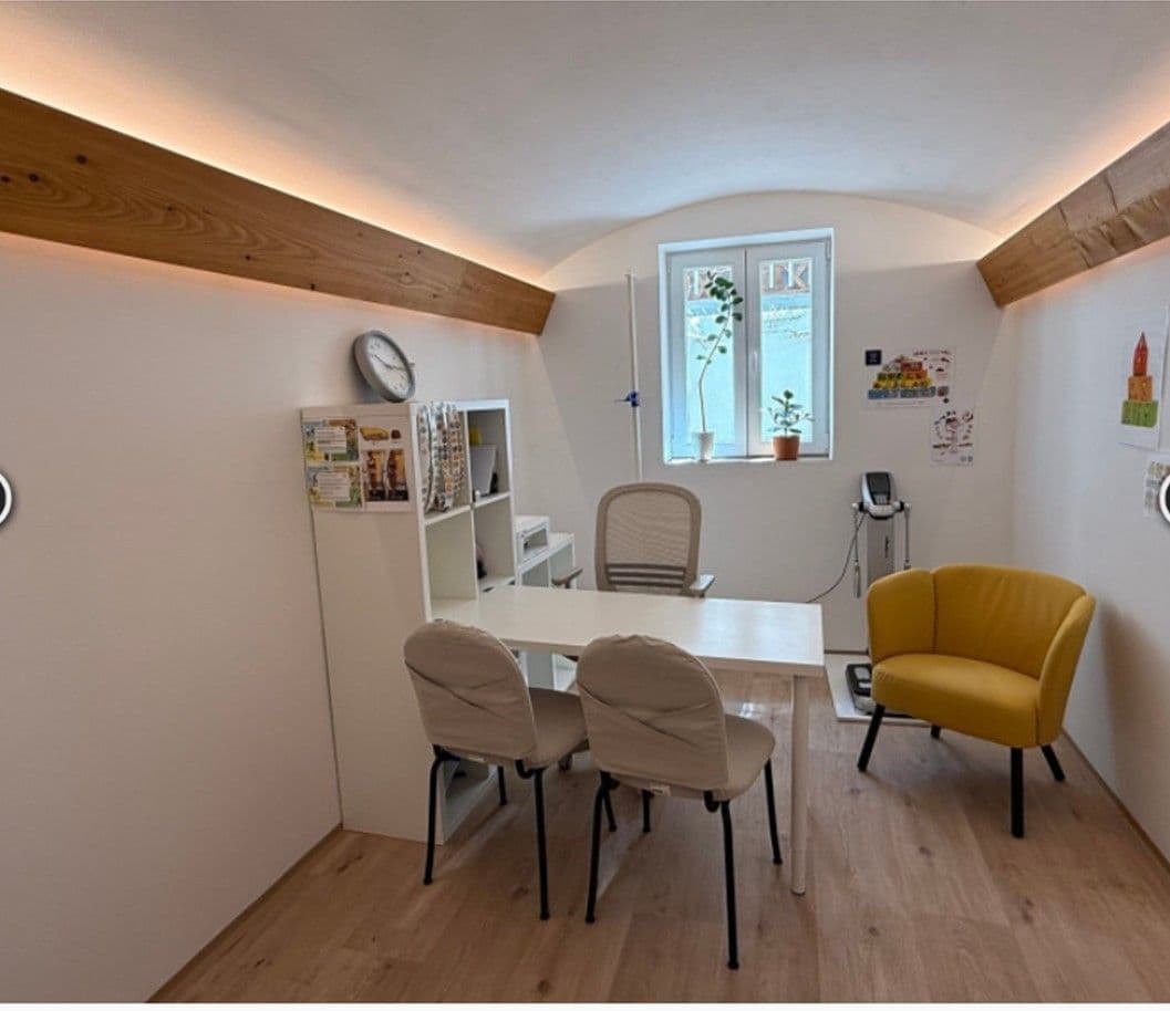 Prenájom nebytového priestoru 48 m², Sarajevská, Praha, Praha Prenájom nebytového priestoru 48 m², Sarajevská, Praha, Praha
