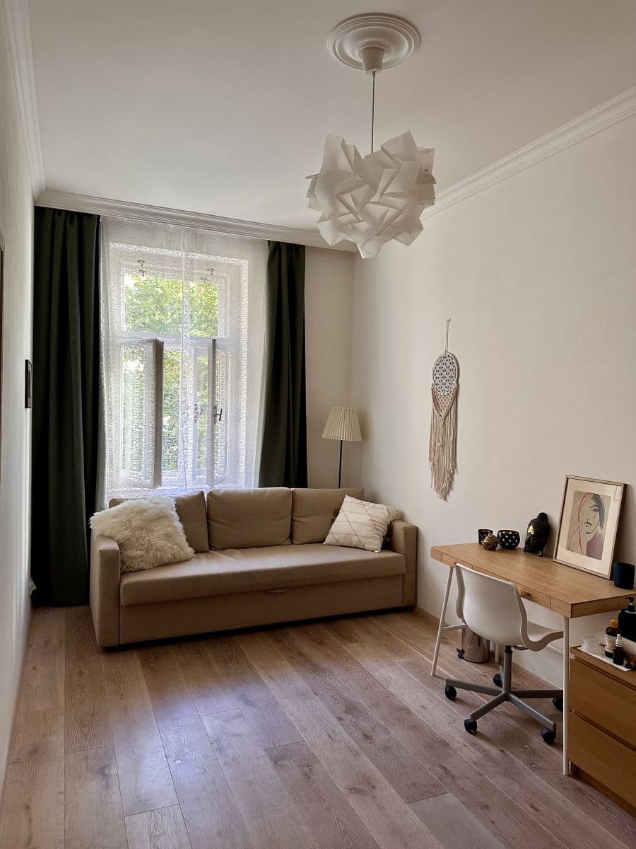 Prenájom bytu 77 m², Benátská, Praha, Praha Prenájom bytu 77 m², Benátská, Praha, Praha