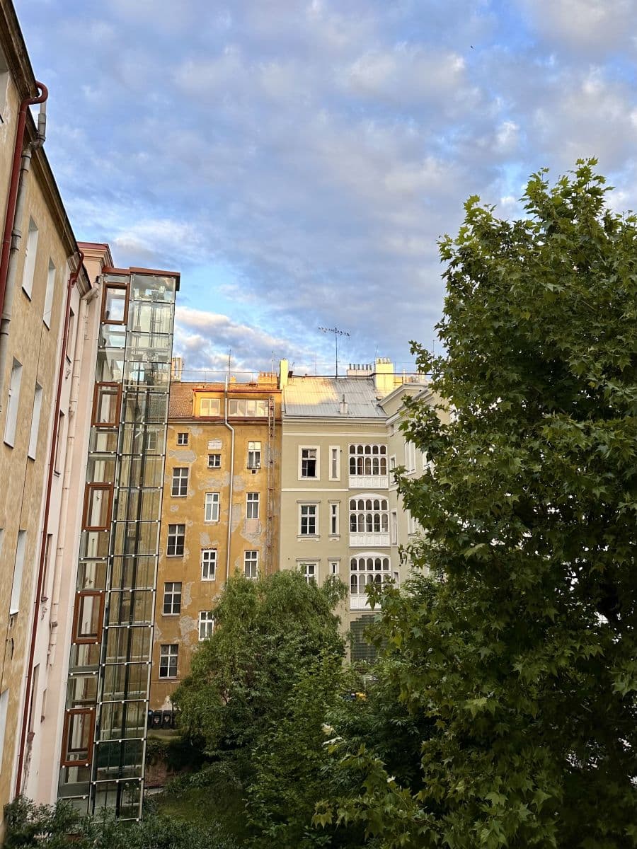 Prenájom bytu 77 m², Benátská, Praha, Praha Prenájom bytu 77 m², Benátská, Praha, Praha
