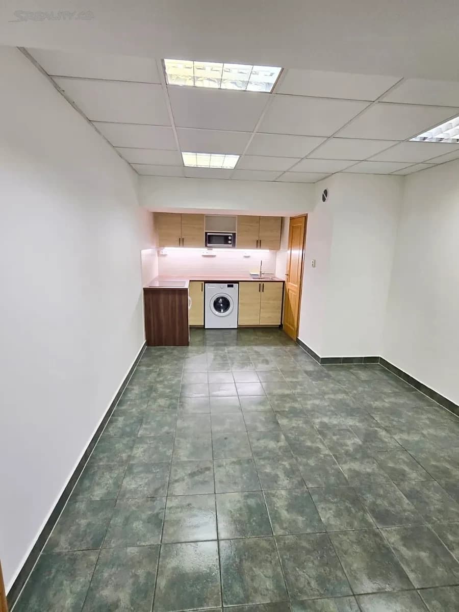 Prenájom bytu 1-izbový 25 m², Heranova, Praha, Praha Prenájom bytu 1-izbový 25 m², Heranova, Praha, Praha