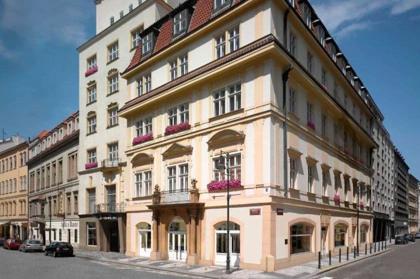 Prenájom bytu 46 m², Dlouhá, Praha, Praha Prenájom bytu 46 m², Dlouhá, Praha, Praha