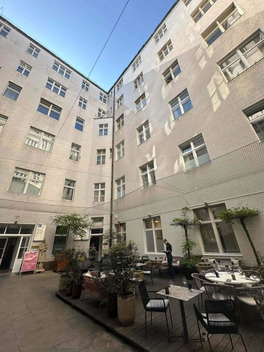 Prenájom kancelárie 20 m², Senovážné náměstí, Praha, Praha Prenájom kancelárie 20 m², Senovážné náměstí, Praha, Praha