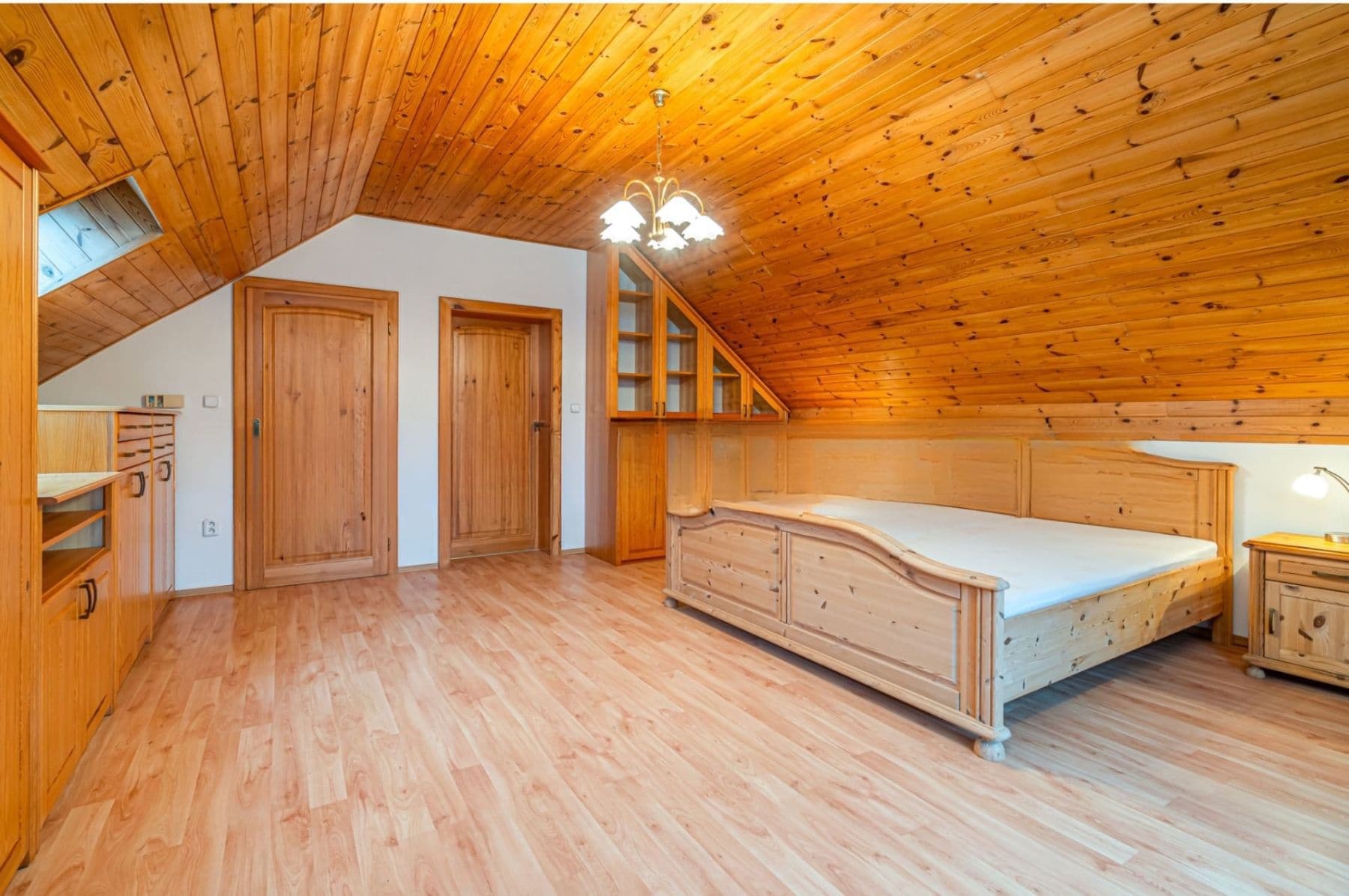 Prenájom domu 250 m², pozemek 10.280 m², Olomouc, Olomoucký kraj Prenájom domu 250 m², pozemek 10.280 m², Olomouc, Olomoucký kraj