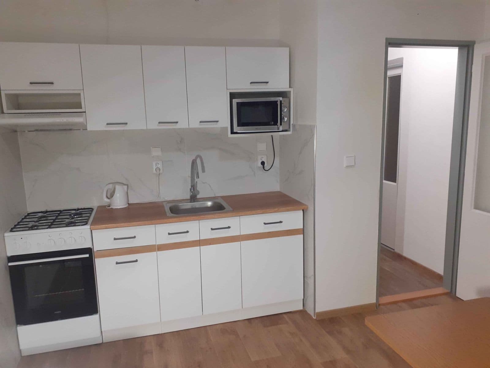 Prenájom bytu 1-izbový 39 m², Gerská, Plzeň, Plzeňský kraj Prenájom bytu 1-izbový 39 m², Gerská, Plzeň, Plzeňský kraj