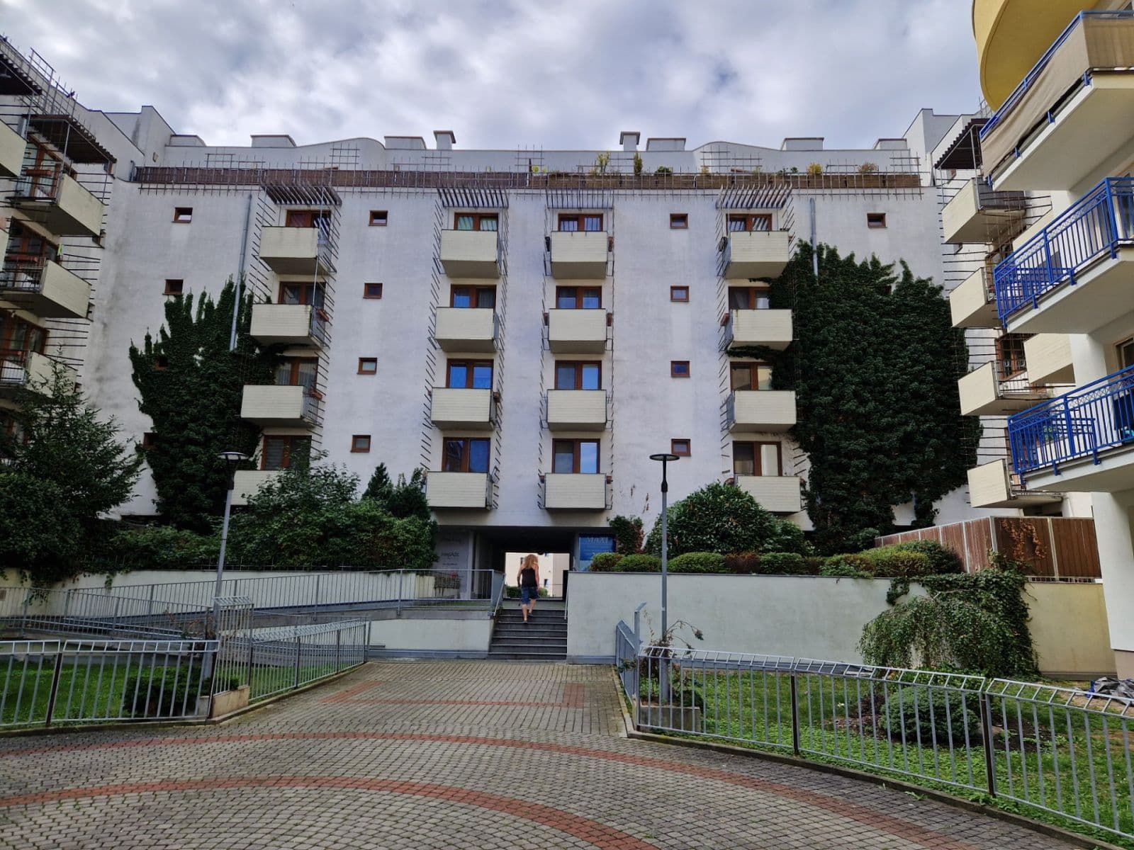 Prenájom bytu 1-izbový 30 m², Pelušková, Praha, Praha Prenájom bytu 1-izbový 30 m², Pelušková, Praha, Praha