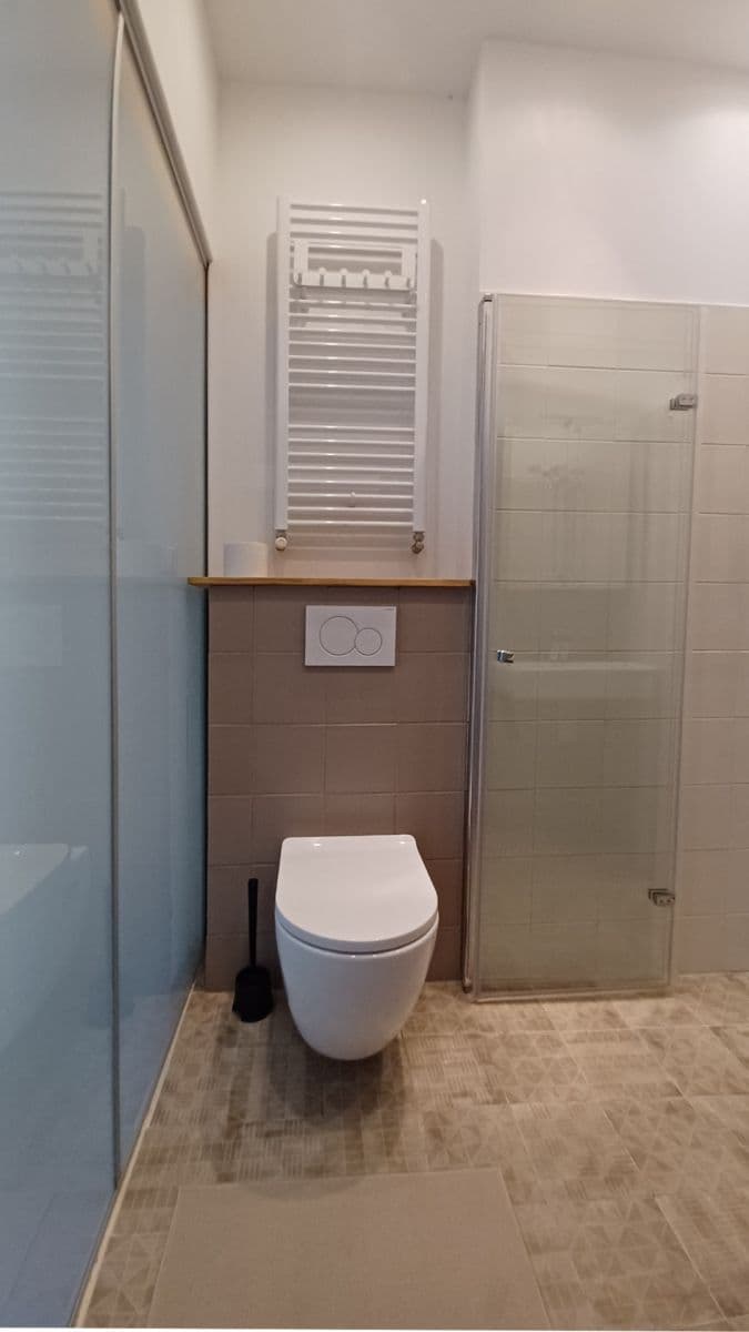 Prenájom bytu 1-izbový 30 m², Sokolovská, Praha, Praha Prenájom bytu 1-izbový 30 m², Sokolovská, Praha, Praha