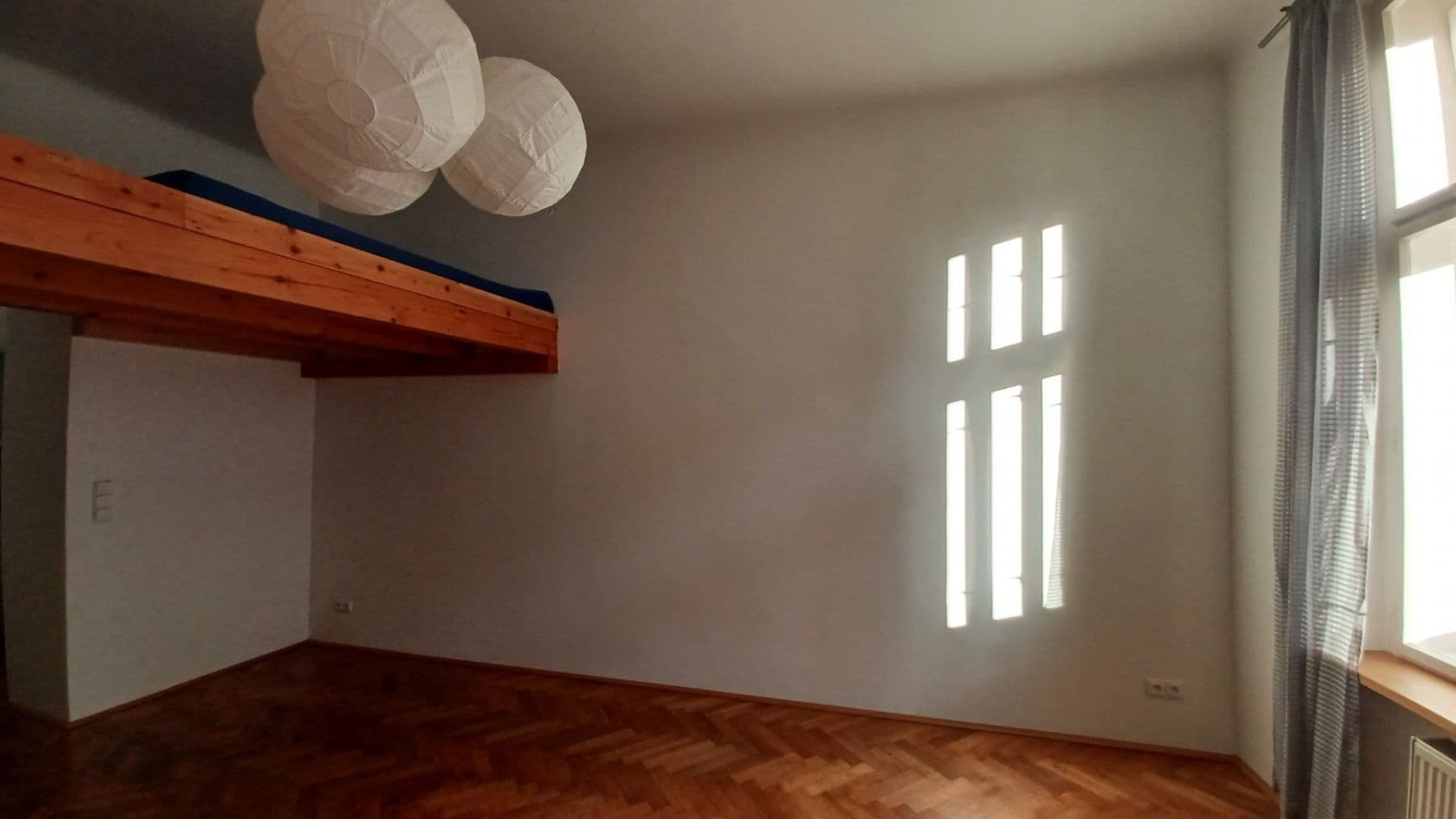 Prenájom bytu 1-izbový 30 m², Sokolovská, Praha, Praha Prenájom bytu 1-izbový 30 m², Sokolovská, Praha, Praha