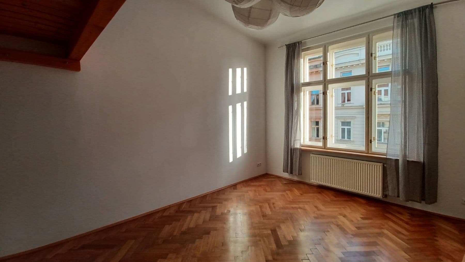Prenájom bytu 1-izbový 30 m², Sokolovská, Praha, Praha Prenájom bytu 1-izbový 30 m², Sokolovská, Praha, Praha