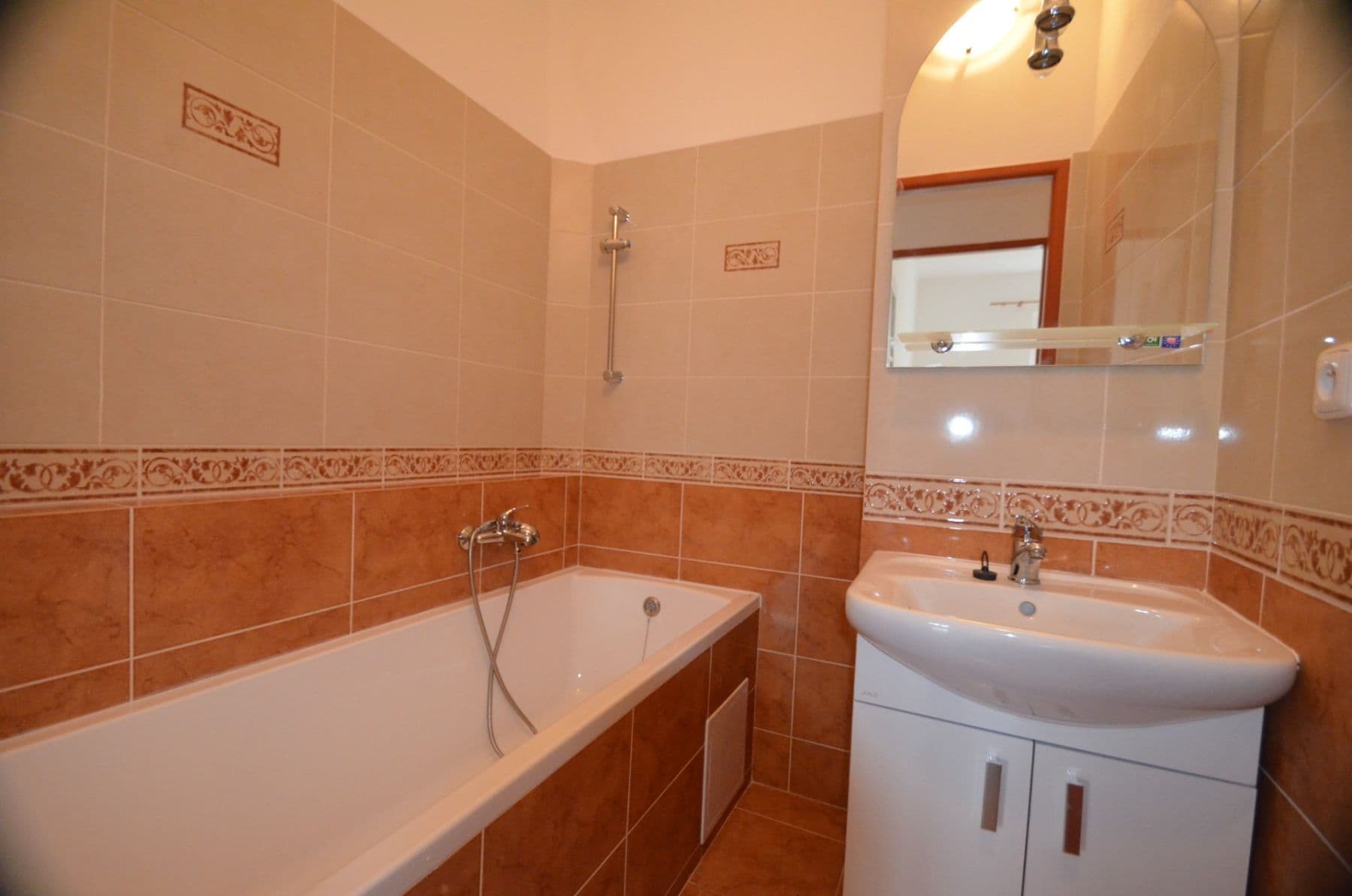 Prenájom bytu 2-izbový 77 m², Zelinářská, Praha, Praha Prenájom bytu 2-izbový 77 m², Zelinářská, Praha, Praha