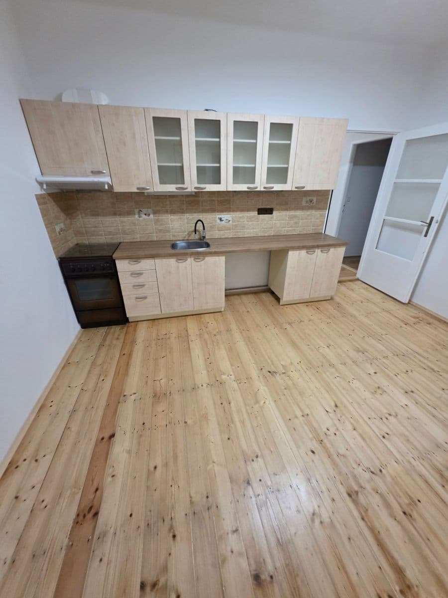 Prenájom bytu 2-izbový 77 m², Zelinářská, Praha, Praha Prenájom bytu 2-izbový 77 m², Zelinářská, Praha, Praha
