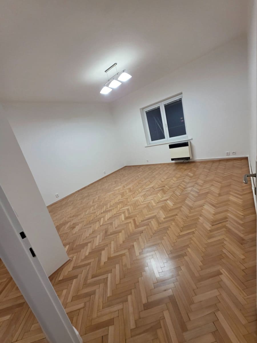 Prenájom bytu 2-izbový 77 m², Zelinářská, Praha, Praha Prenájom bytu 2-izbový 77 m², Zelinářská, Praha, Praha