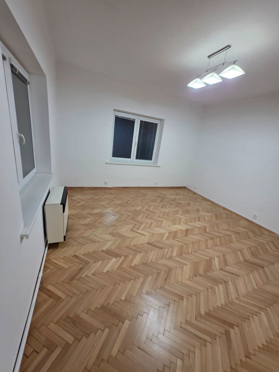 Prenájom bytu 2-izbový 77 m², Zelinářská, Praha, Praha Prenájom bytu 2-izbový 77 m², Zelinářská, Praha, Praha