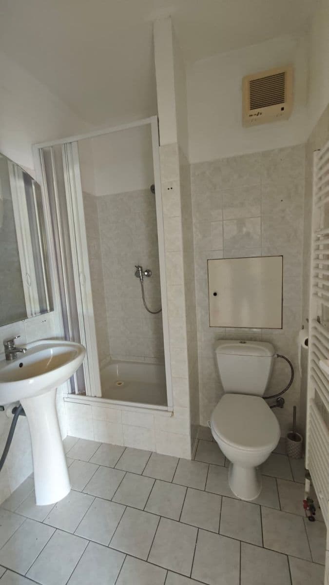 Prenájom bytu 2-izbový 34 m², Vojtěcha Lanny, Kladno, Středočeský kraj Prenájom bytu 2-izbový 34 m², Vojtěcha Lanny, Kladno, Středočeský kraj