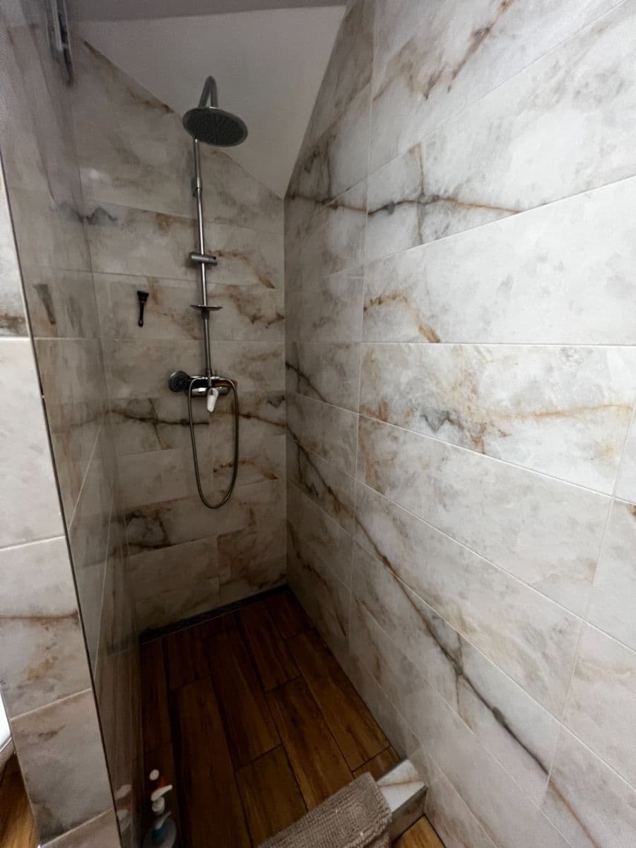 Prenájom bytu 2-izbový 50 m², Markova, Praha, Praha Prenájom bytu 2-izbový 50 m², Markova, Praha, Praha