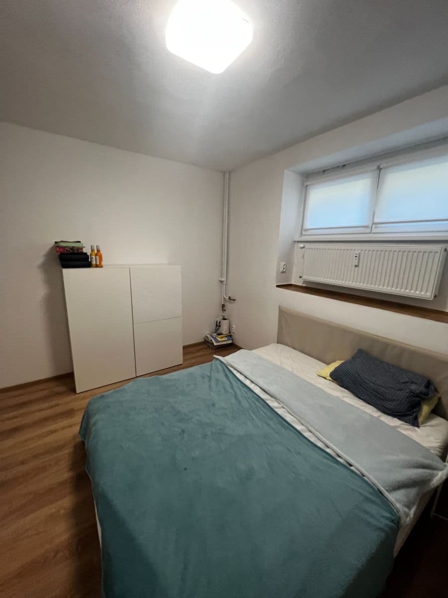 Prenájom bytu 2-izbový 50 m², Markova, Praha, Praha Prenájom bytu 2-izbový 50 m², Markova, Praha, Praha