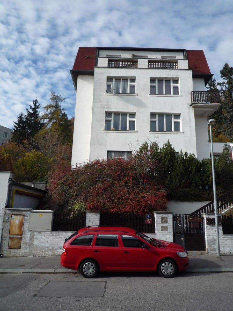Prenájom bytu 2-izbový 50 m², Markova, Praha, Praha Prenájom bytu 2-izbový 50 m², Markova, Praha, Praha