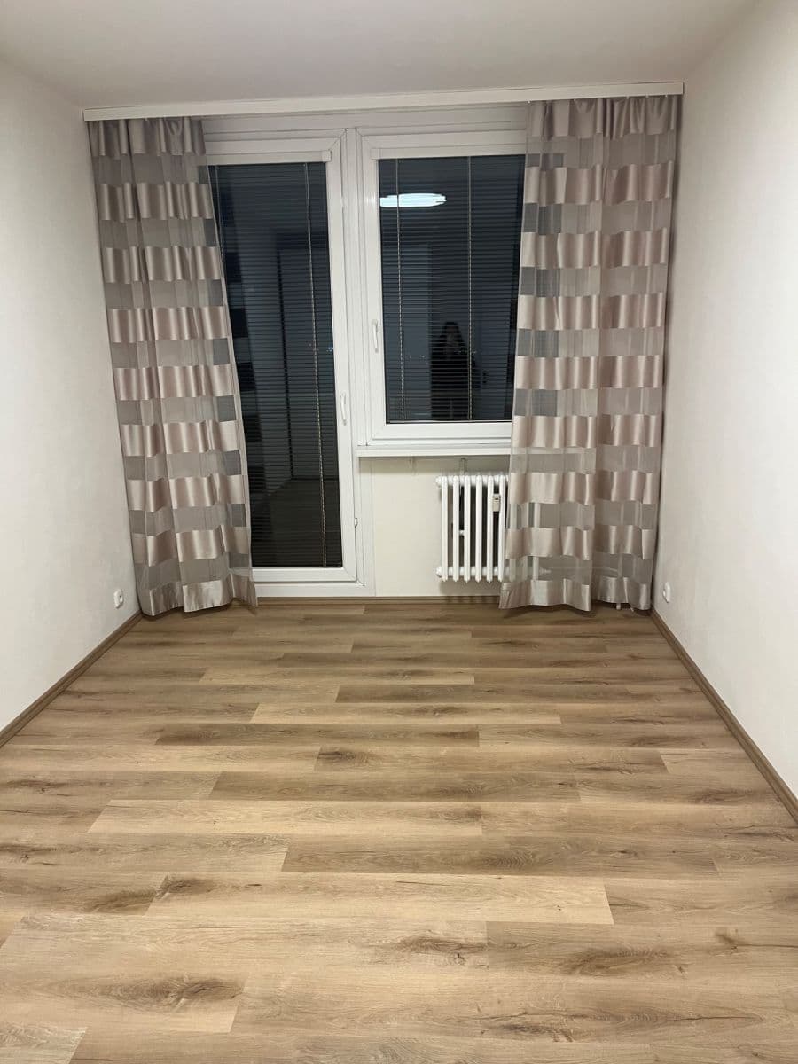Prenájom bytu 3-izbový 65 m², Kocianova, Praha, Praha Prenájom bytu 3-izbový 65 m², Kocianova, Praha, Praha