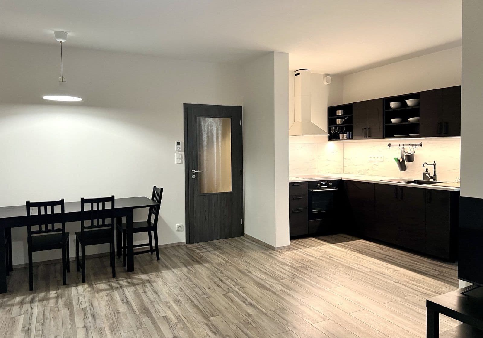 Prenájom bytu 66 m², Nemočnični ,, Plzeň, Plzeňský kraj Prenájom bytu 66 m², Nemočnični ,, Plzeň, Plzeňský kraj